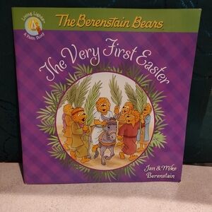 The Berenstain Bears:The Very First Easter is a 24-page illustrated picture book